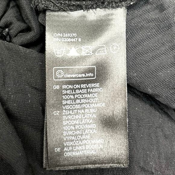 H&M Black Velvet Striped Pattern Off Shoulder 3/4 Sleeve Cropped Blouse Top Sz 6 - Picture 7 of 7